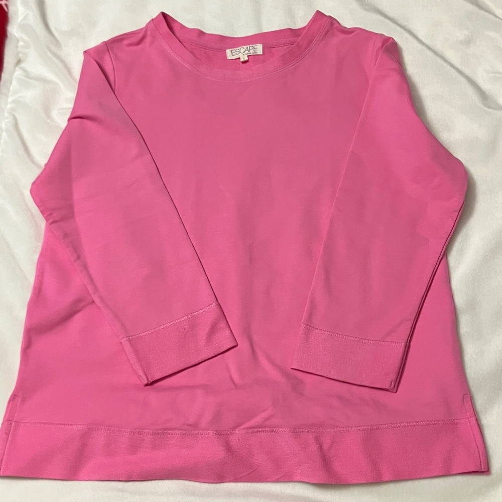 Escape by Habitat Clothes Women's Scoop Neck Long Sleeve Pink Tee Sz Small